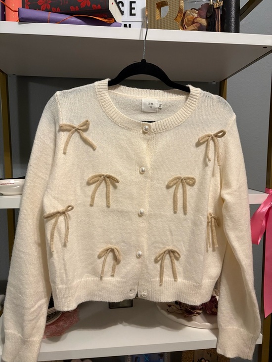 Luna Ivy Sweaters - Luna Ivy Ivory Bow-Accent Pearl Button Cardigan